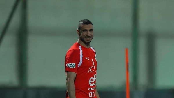 أسامة عرابي: لا يوجد مدافع يسد فراغ محمد عبد المنعم ورامي ربيعة