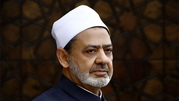 ساحة الشيخ الطيب : لا مستشارين أو مندوبين يمثلون الشيخ محمد الطيب أو الإمام الأكبر