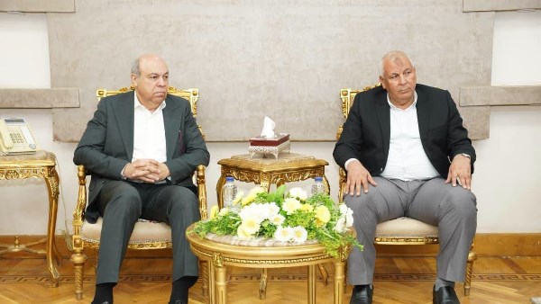 وزير الطيران: تنشيط الحركة الجوية إلى مطار مرسى مطروح على مدار العام يدعم جهود التنمية