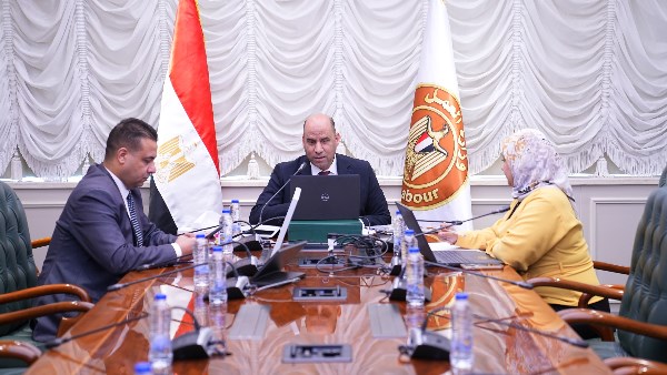 رداد: دعم الحريات النقابية وتذليل أي عقبات أمام ممارسة العمل النقابي