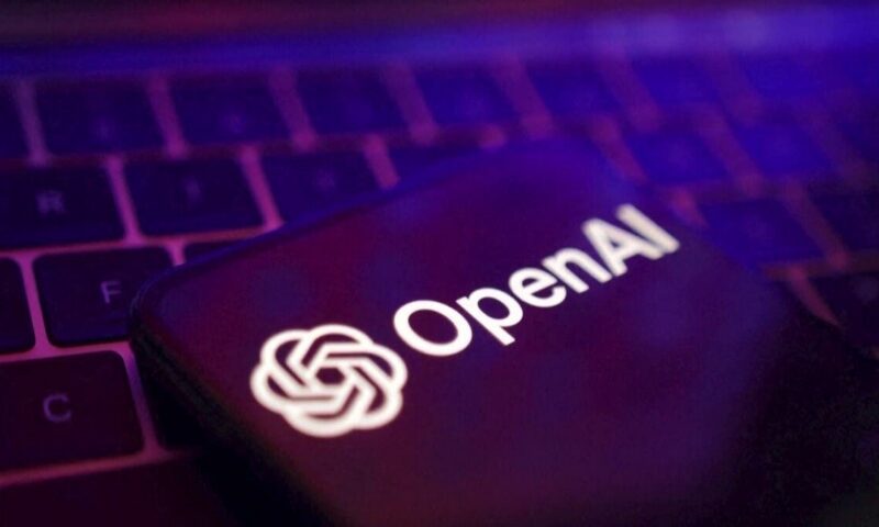 “OpenAI” تنافس “أنثروبيك” بإجراءات جديدة لحماية خصوصية العملاء