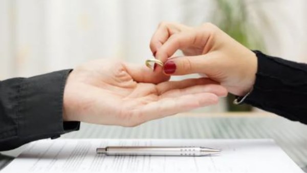 كيفية رد المطلقة إلى زوجها.. اعرف الطريقة الصحيحة شرعا