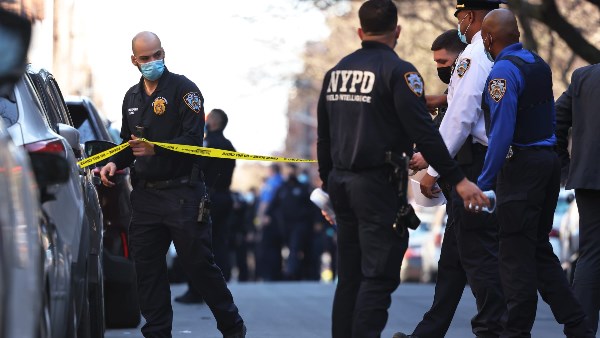 عشاء عائلي يتحوّل إلى مجــ.زرة.. رجل أمريكي يقتل 8 من أقاربه بينهم 4 أطفال ويتخلّص من حياته