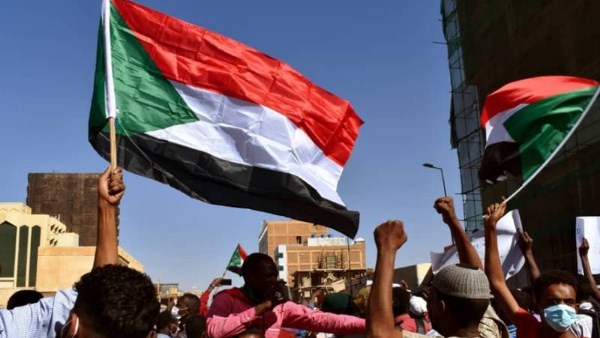 وزير الدفاع السوداني: نسعى لإنشاء قوة خفر سواحل