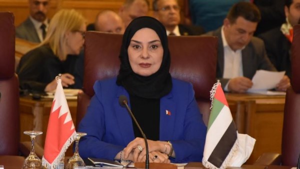 سفيرة البحرين: زيارة جلالة الملك لمصر ركيزة لتعزيز الشراكة والأمن الإقليمي