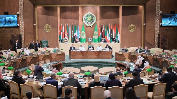 البرلمان العربي: استهداف مطار أبو الظهور تصعيد خطير يهدد الأمن الإقليمي
