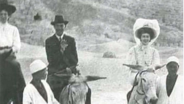 مروا من هنا.. فيلم جديد عن رحلات الكاتبة العالمية أجاثا كريستي في أسوان
