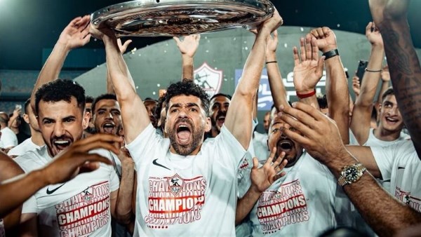 بعد إغراءات الدوري المصري .. عبدالله السعيد يحسم موقفه من الاستمرار في الملاعب