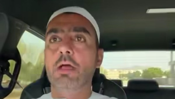 مهندسون وأطباء ومعلمون وأساتذة.. إعلامي إماراتي يشيد بقدرات المصريين في شتى المجالات