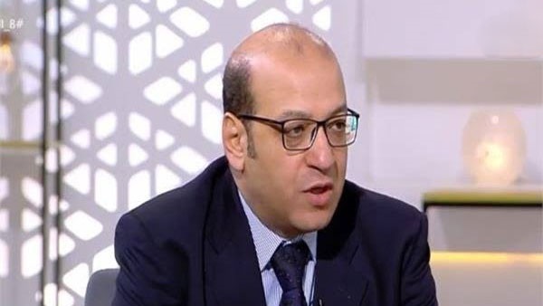 مصطفى بدرة: الزيادة السكانية تضغط على الاقتصاد.. والحكومة مطالبة بتحسين الخدمات وفرص العمل