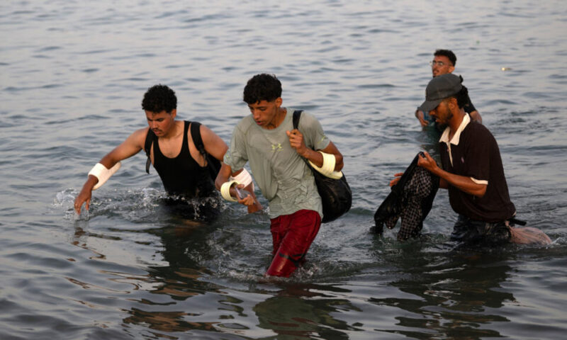 المغرب يعلن وفاة 11 مهاجرا في طريقهم إلى سبتة ويؤكد فتح تحقيقات قضائية