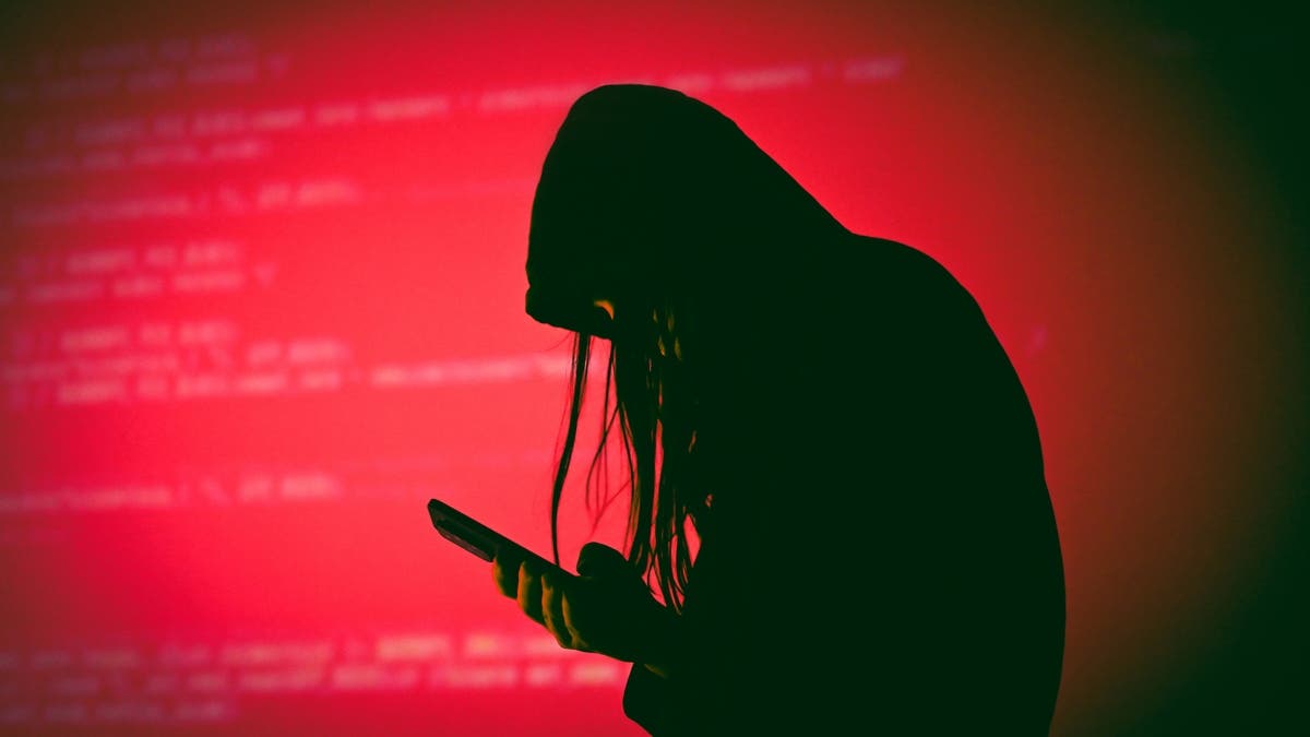 هوس عاطفي مفرط.. “الليميرانس” ظاهرة تتفاقم عالميا بسبب مواقع التواصل