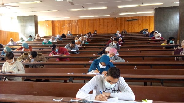 بعد رسوب 76.1% من الطلاب .. أول تعليق من عميد طب أسوان