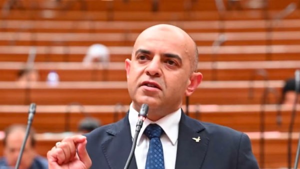 النائب محمد الحداد يكتب: قراءة في أطروحات « الطاقة».. ولماذا لا تكفي معادلة حسابية نظرية للحكم على قطاع البترول والغاز في مصر؟
