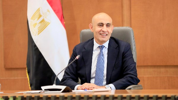 هل يستطيع الطالب تغيير مساره في البكالوريا المصرية “لو غير رأيه”؟|التعليم ترد