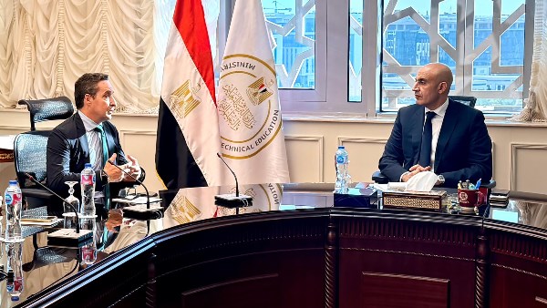 التعليم تبحث سبل تطوير برامج وتخصصات مدارس التكنولوجيا التطبيقية