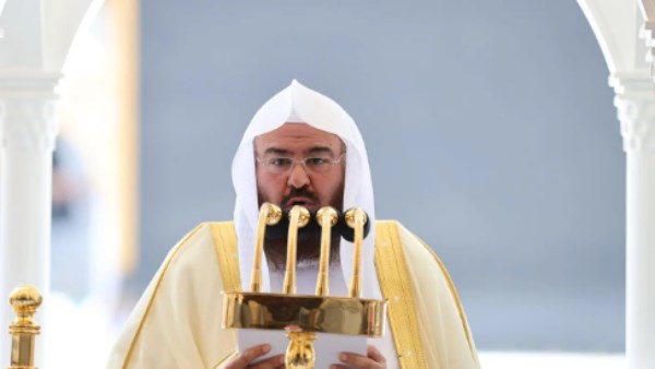 السديس: محبة النبي تكون بالاتباع والاقتداء والبعد عن البدع