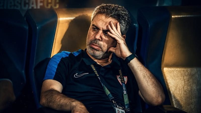 محاضرة بالفيديو من معتمد جمال للاعبي الزمالك قبل ودية أورانج