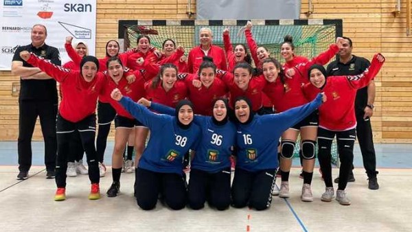 صدارة بالعلامة الكاملة ورقم عالمي جديد.. منتخب مصر لناشئات اليد يكتب التاريخ في مونديال رومانيا