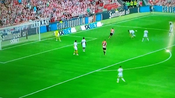 في عقر داره.. إشبيلية يضرب أتلتيك بلباو بثلاثية بالدوري الإسباني