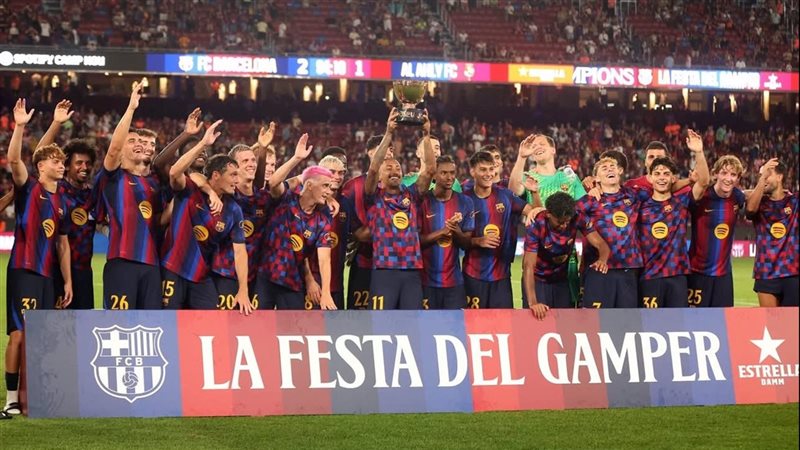 لقطات من تتويج برشلونة بكأس خوان جامبر على حساب الأهلي