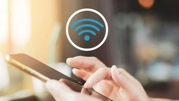 نسيت باسوورد الواي فاي.. إليك 3 طرق سريعة وسرية للاتصال بشبكتك فوراً