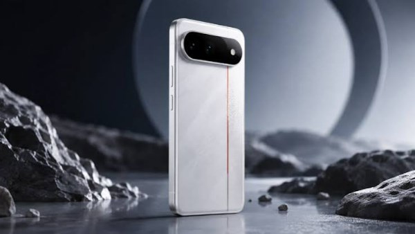 وحش شاومي القادم.. كل ما تريد معرفته عن هاتف iQOO Neo 11 Ultra