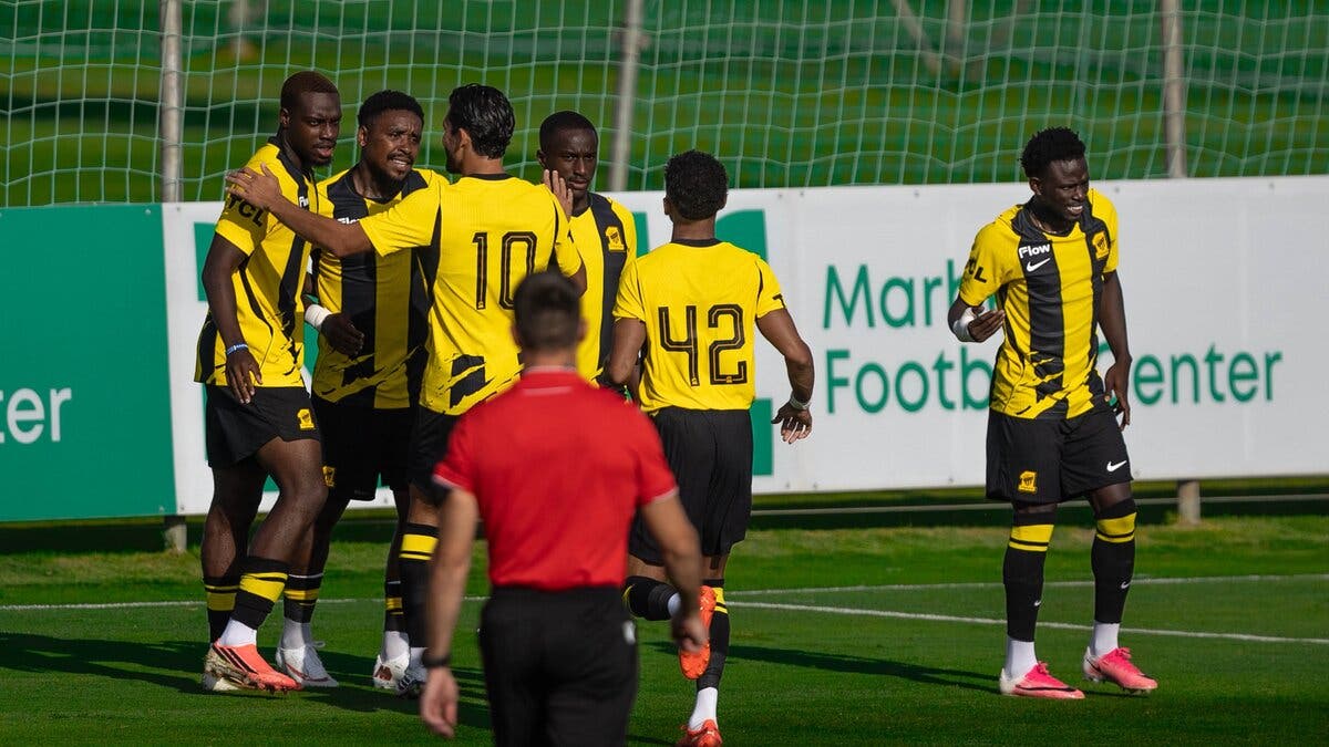 الاتحاد يصطدم بالجزيرة الإماراتي بحثاً عن بطاقة “النخبة”