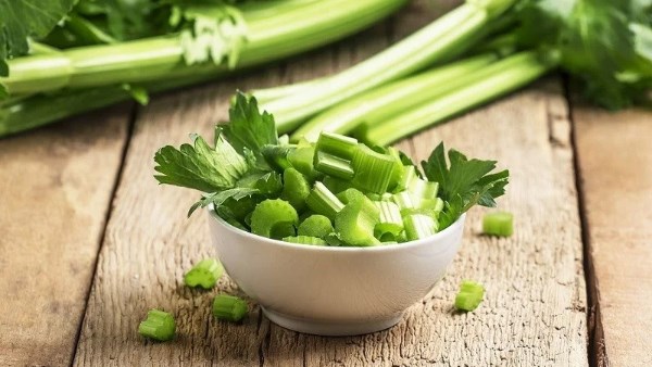 الكرفس يعالج أمراضا عديدة منها “الصدفية والسرطان”