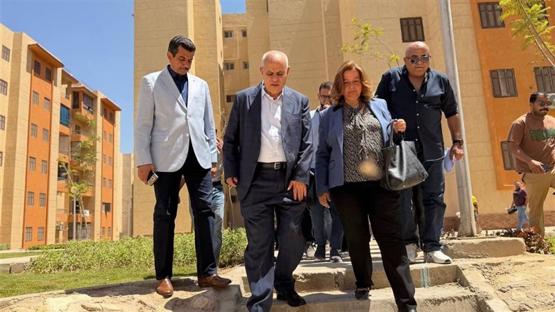 تمهيدا لطرحها للحجز، رئيس صندوق الإسكان الاجتماعي تتابع جاهزية شقق الإيجار بأكتوبر الجديدة