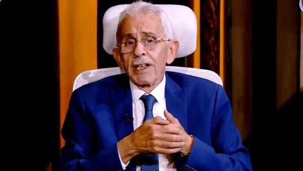 2500 جنيه لطبيب الامتياز و8500 للاستشاري بعد 30 عامًا.. نائب يطالب بمضاعفة رواتب الأطباء