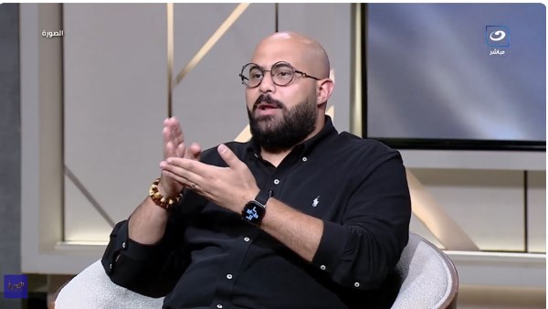 الكوميديان عمر الجمل: فكرة عين جمل ولدت على القهوة واعتمدت بالكامل على تفاعل الناس