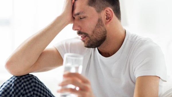 عادة بسيطة بنعملها كل ليلة.. قد تكون السبب وراء نومك المتقطع