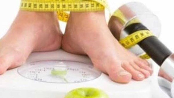 قبل أن تبدأ نظامك الغذائي.. تحاليل مهمة تكشف أسباب ثبات الوزن