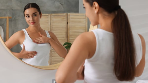 دراسة تحذر: فحوصات سرطان الثدي قد تفشل في اكتشاف معظم الحالات لدى النساء تحت 50 عامًا