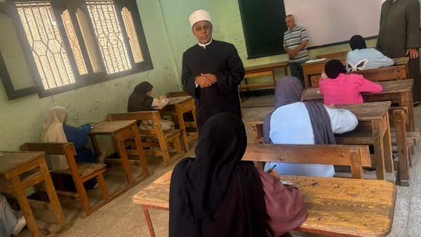 غرفة عمليات امتحانات الثانوية الأزهرية: أسئلة اليوم متوازنة ومناسبة لقدرات الطلاب