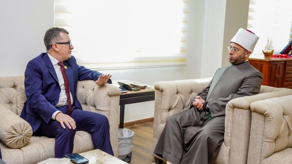 وزيرا الأوقاف والتخطيط يبحثان تعزيز التعاون المشترك لدعم جهود التنمية