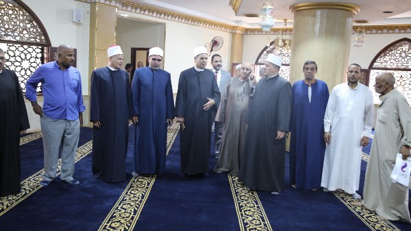 المشرف على الأروقة ومدير الجامع الأزهر يتفقدان “مجمع الحصة” بالقليوبية تمهيدًا لافتتاحه