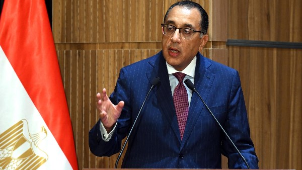 رئيس الوزراء: الدولة تواصل تنفيذ خطتها لتطوير قطاع مياه الشرب والصرف الصحي