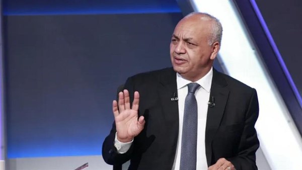 مصطفى بكري : تآكل الطبقة المتوسطة خلق فجوة بين من يتحدثون بالمليارات والبسطاء