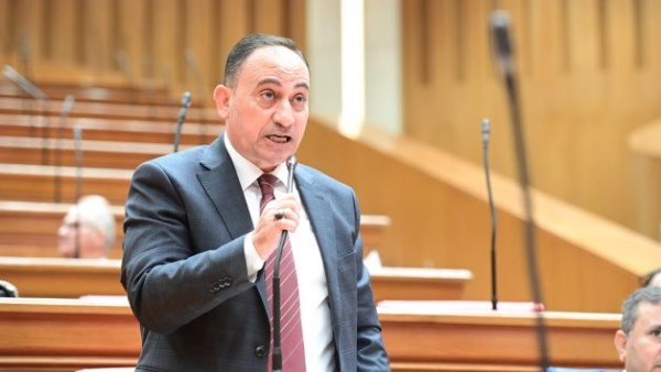 برلماني: توجيهات الرئيس في احتفالية المولد النبوي خارطة طريق لسيادة القانون وخدمة المواطن