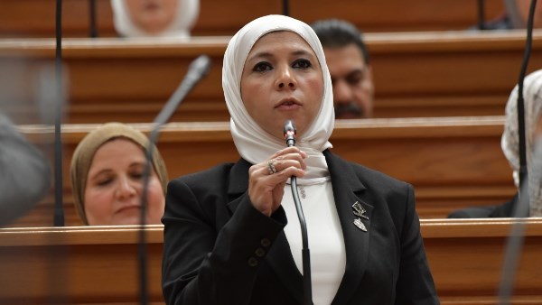 برلمانية : مركز القلج التكنولوجي خطوة لتيسير الخدمات الحكومية على المواطنين