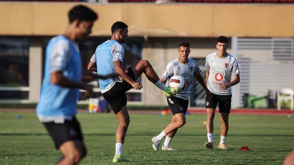 الأهلي يواصل استعداداته لمواجهة زد في الدوري