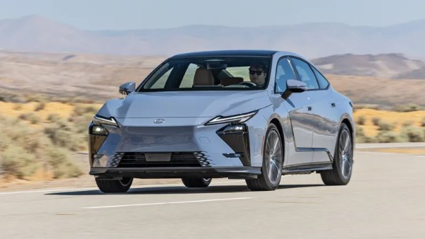 شاهد| لكزس ES350e الكهربائية 2026