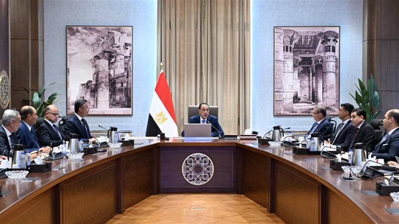 من 12 إلى 30 سلعة، الحكومة تعلن خطة جديدة لخفض الأسعار وتوفير السلع