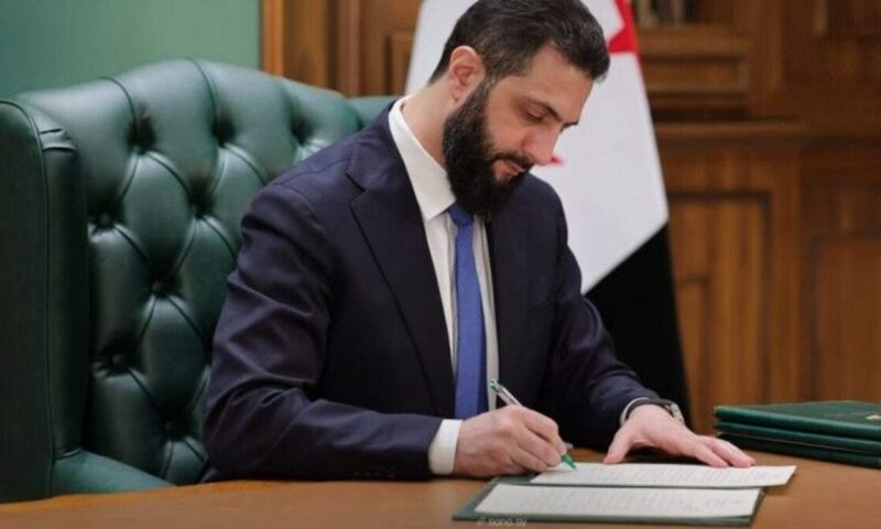 الشرع: نهنئ الشعب على رفع اسم سوريا من لائحة الدول الراعية للإرهاب