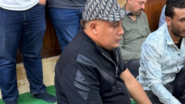 مشادة بين حمو بيكا و3 شباب خليجيين في العجوزة بسبب التصوير.. والواقعة تنتهي بالصلح