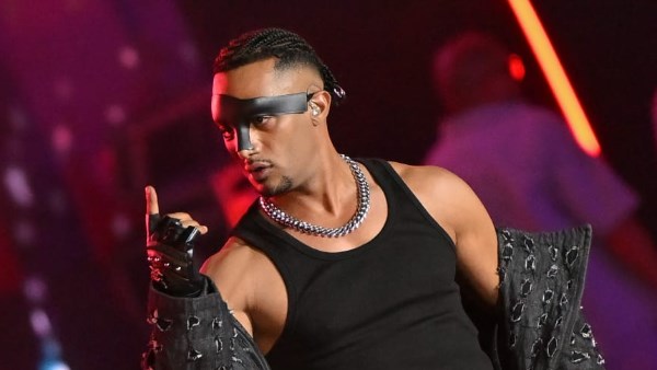 إحنا وصلنا لفين؟ محمد موسى ينفعل على الهواء بسبب محمد رمضان