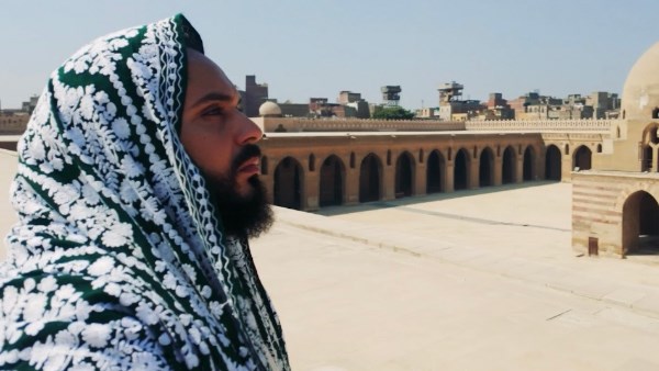 بمناسبة المولد النبوي الشريف.. زجزاج غانم يطرح “نظرة”