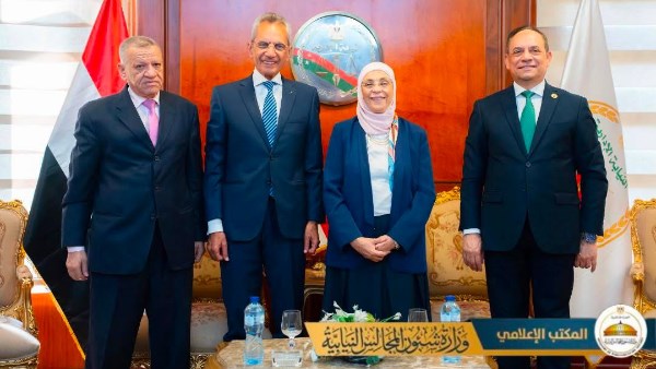 وزير شئون المجالس النيابية يُهنئ رئيسة هيئة النيابة الإدارية بتوليها منصبها ويبحث سبل تعزيز التعاون المشترك..صور